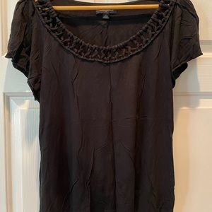 Black Banana Republic Tee w/ neckline braid detail